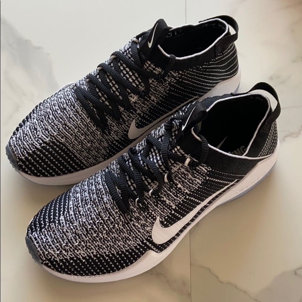 NWT Nike Air Zoom Fearless flyknit - Picture 6 of 7